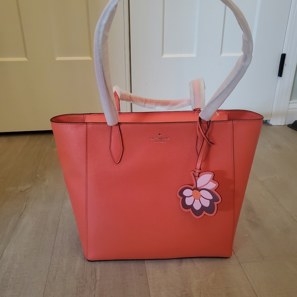 Kate Spade Dana Tote - Picture 2 of 8